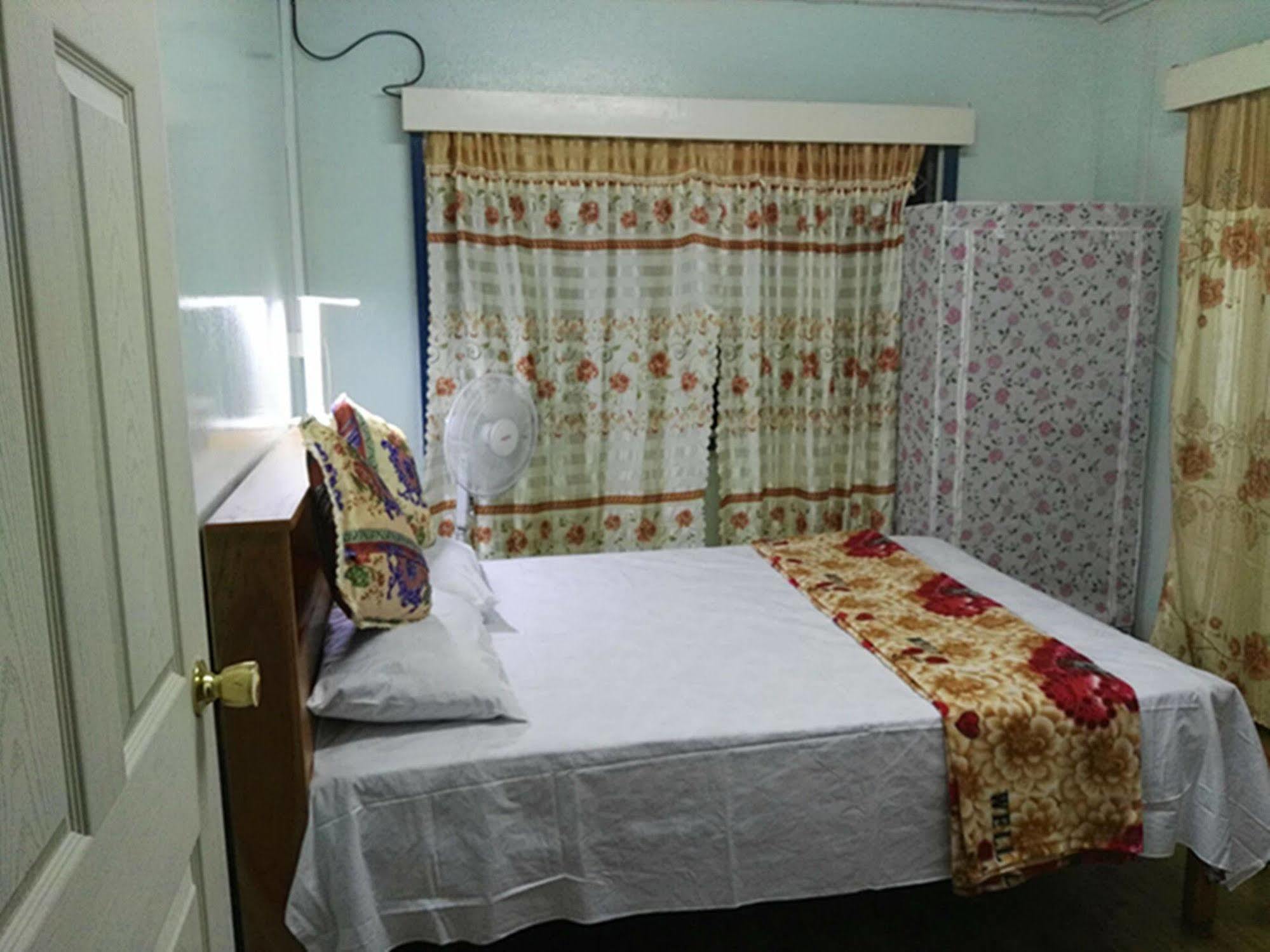 Dreams Homestay Lauthala Bay Buitenkant foto